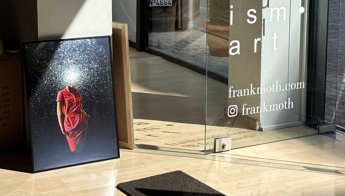 Oprawione dzieło Franka Motha